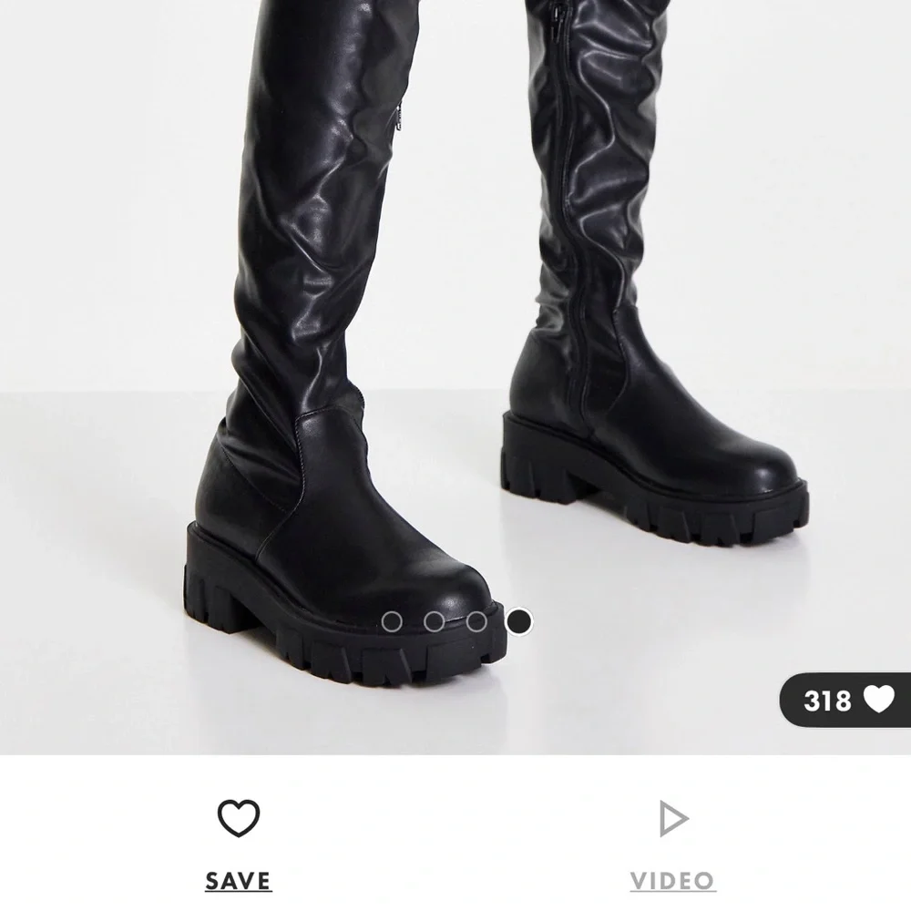 💕 Moving Sale! 💕
Glamorous over-the-knee faux leather boots in black - Picture 3 of 8